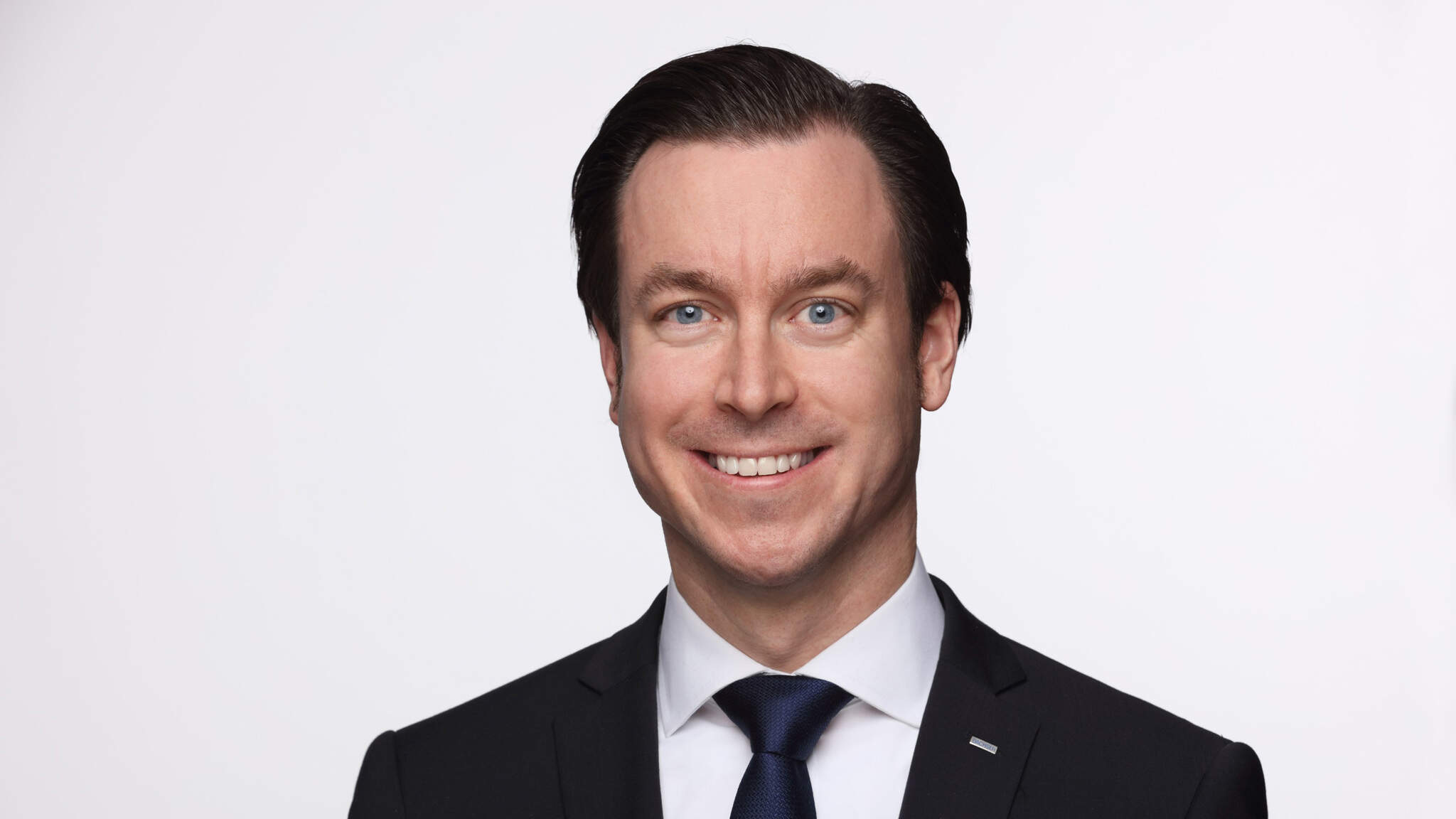Dr. Tobias Burger will succeed Edoardo Podestà as COO Air & Sea Logistics as of January 1, 2024. Dr. Tobias Burger will succeed Edoardo Podestà as COO Air & Sea Logistics as of January 1, 2024.